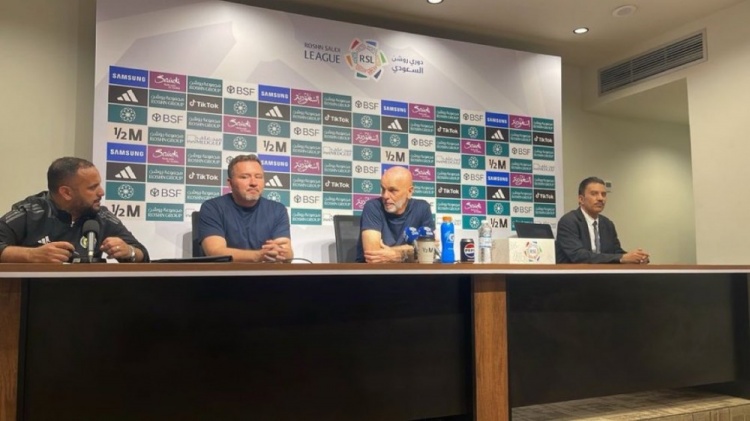  皮奧利：球隊(duì)并未因推遲開球而受影響，利雅得勝利配得上勝利