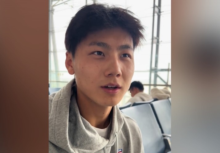  為何半場過后不久被換下？毛偉杰：兩條腿特別緊，李導(dǎo)怕我受傷