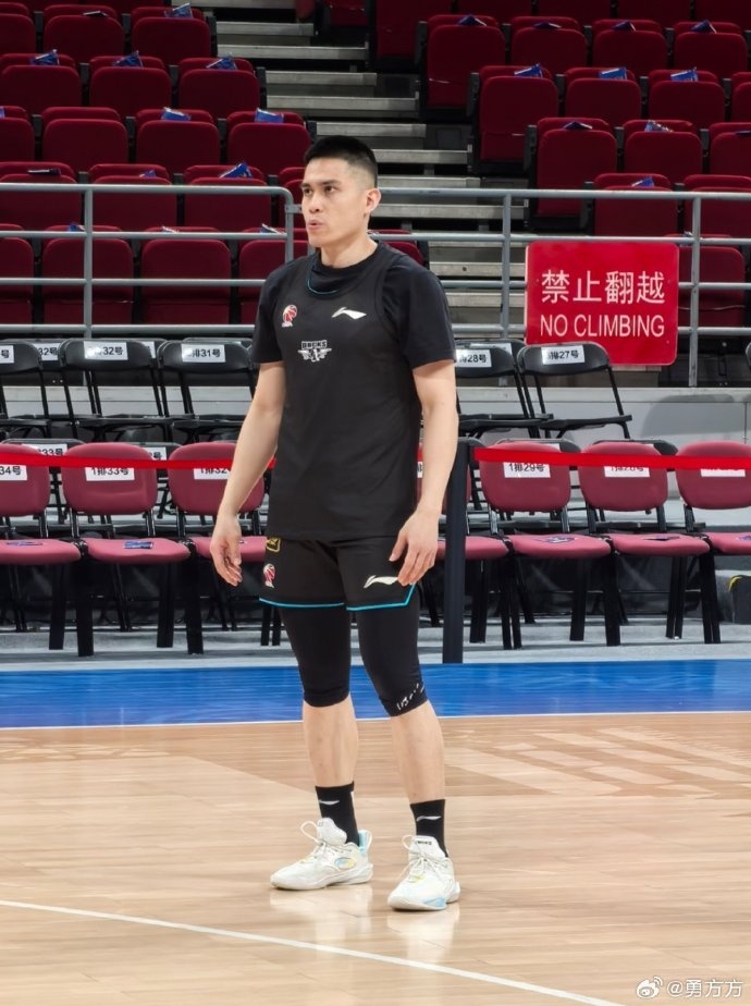 記者:陳盈駿18號(hào)回中國(guó)臺(tái)北打亞洲杯附加賽 將缺席對(duì)陣吉林&上海