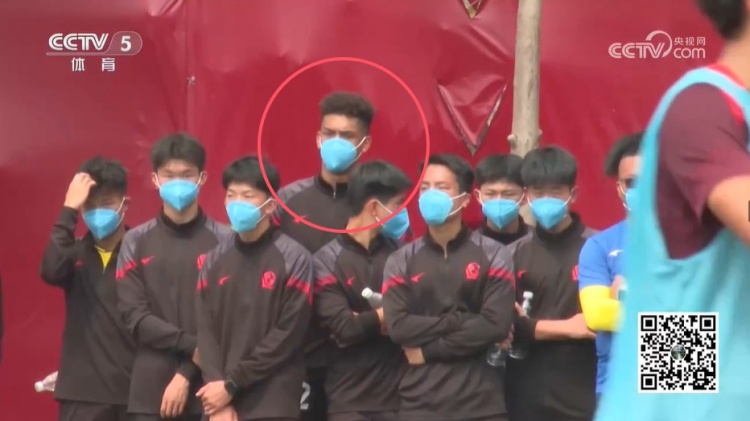  無緣U17國足名單，張洪福隨恒大足校觀摩國少隊訓練