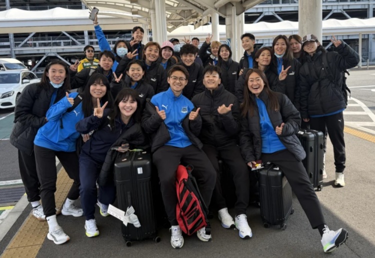  武漢女足前往日本參加女足亞冠！王霜曬照：日本，我們來(lái)了