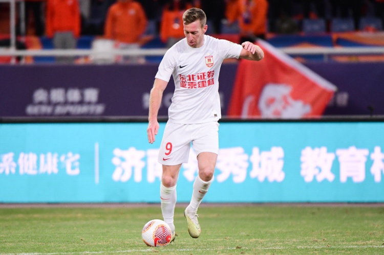  熱身賽：長春亞泰2-1青島海牛 貝里奇、奧莫伊胡安弗破門???