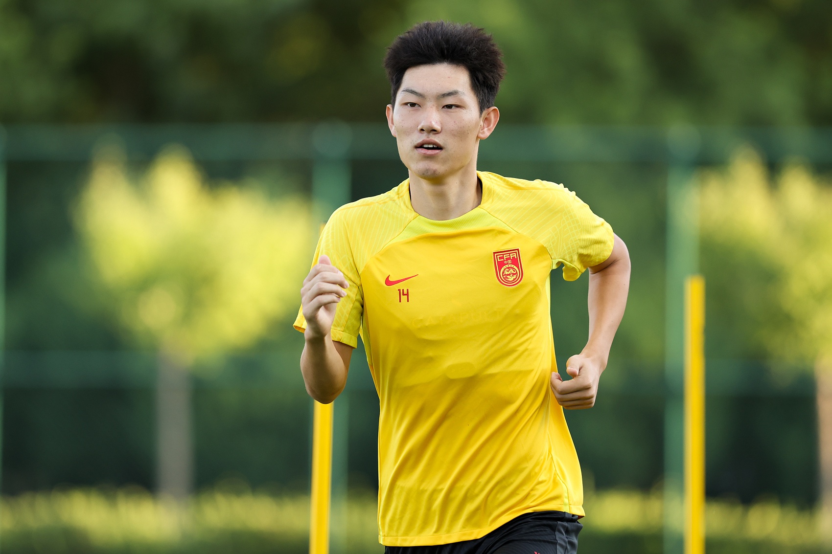  魯媒：泰山隊(duì)抵達(dá)梅州五外援齊整，四名國腳可出戰(zhàn)史松宸隨隊(duì)