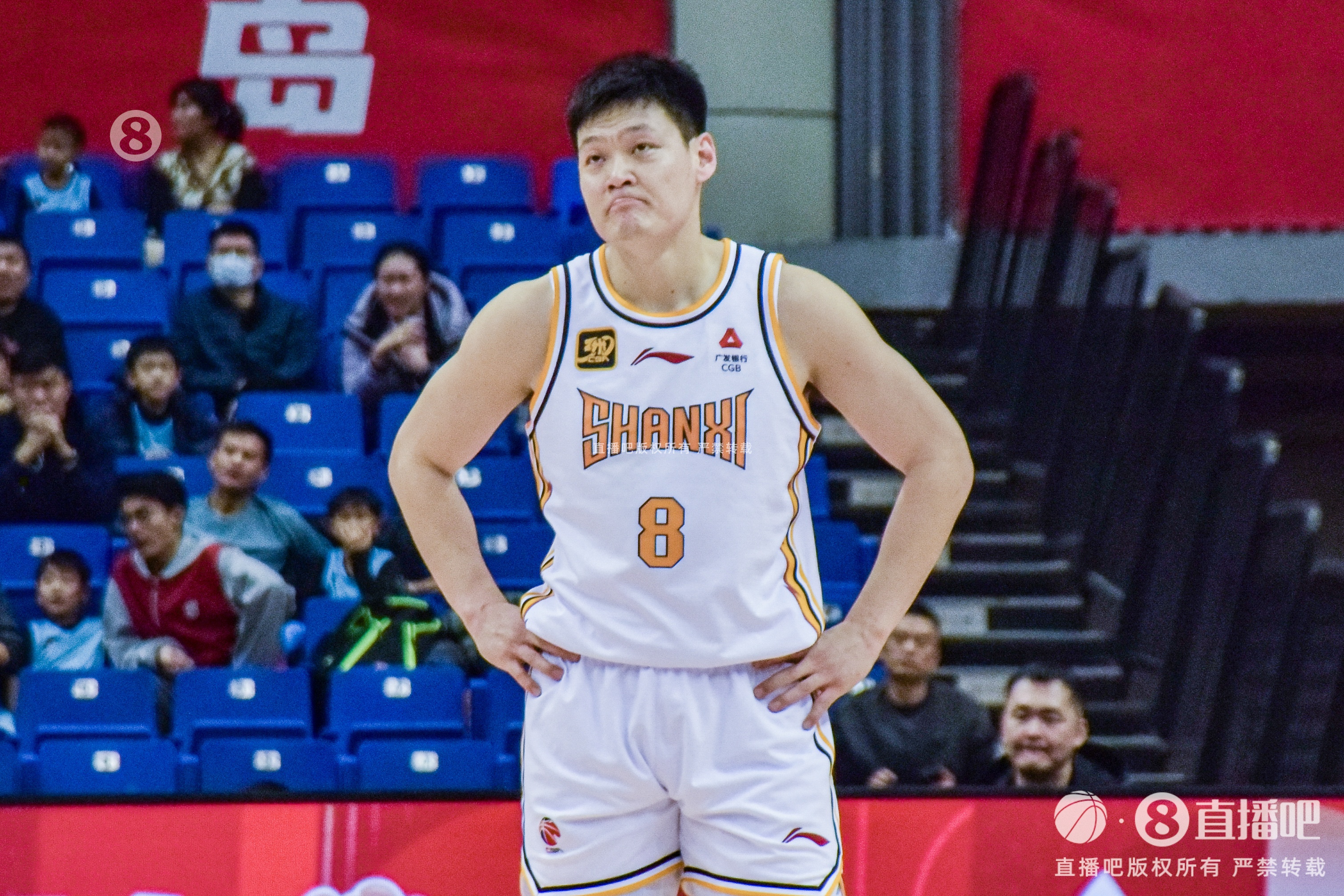  表現平平！張寧11中4拿到11分3板4助&三分8中2 有5犯規(guī)