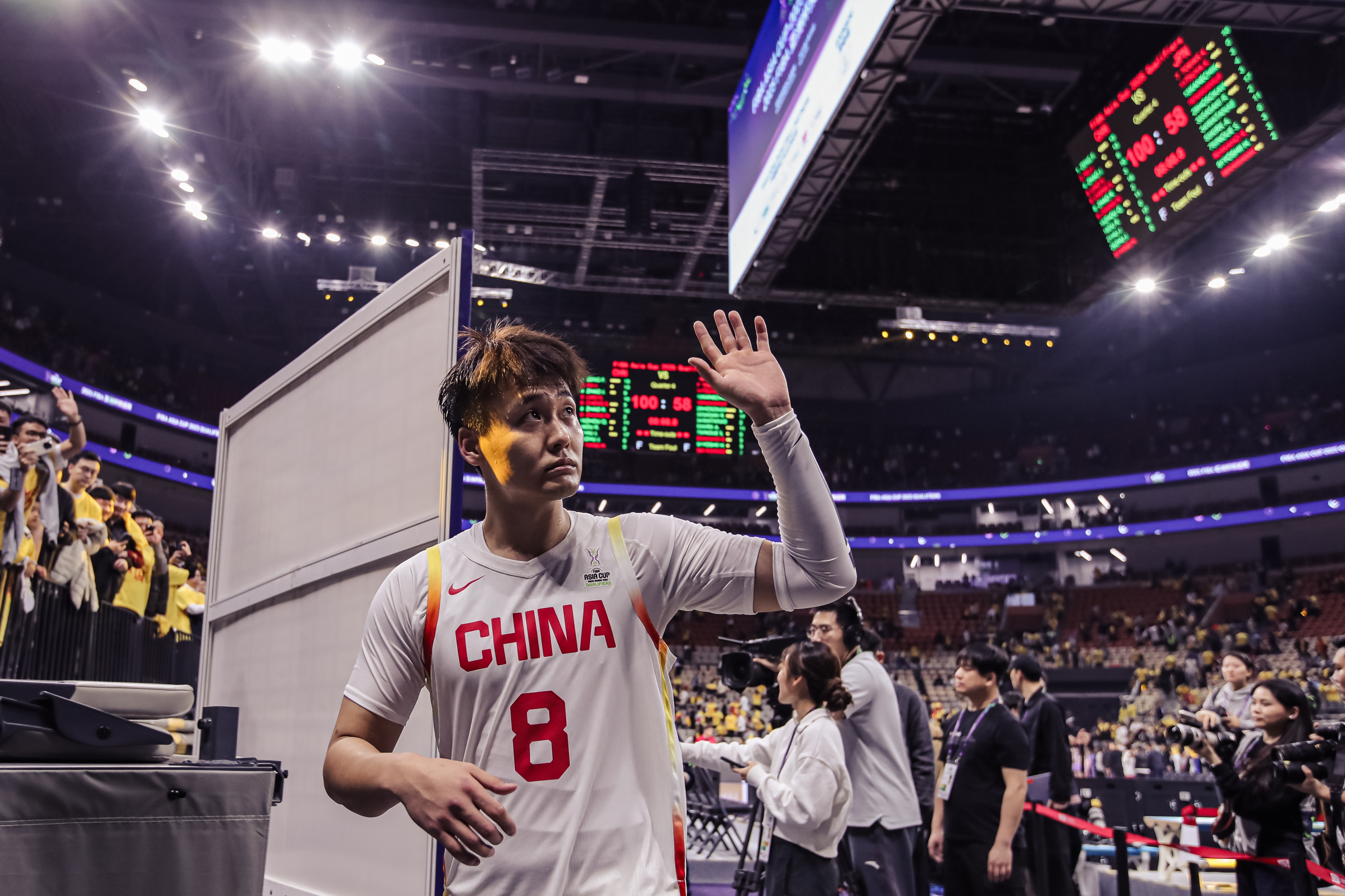  奠定基調(diào)！趙睿三分4中3攻下15+5+5 次節(jié)連得10分帶隊(duì)拉開(kāi)分差