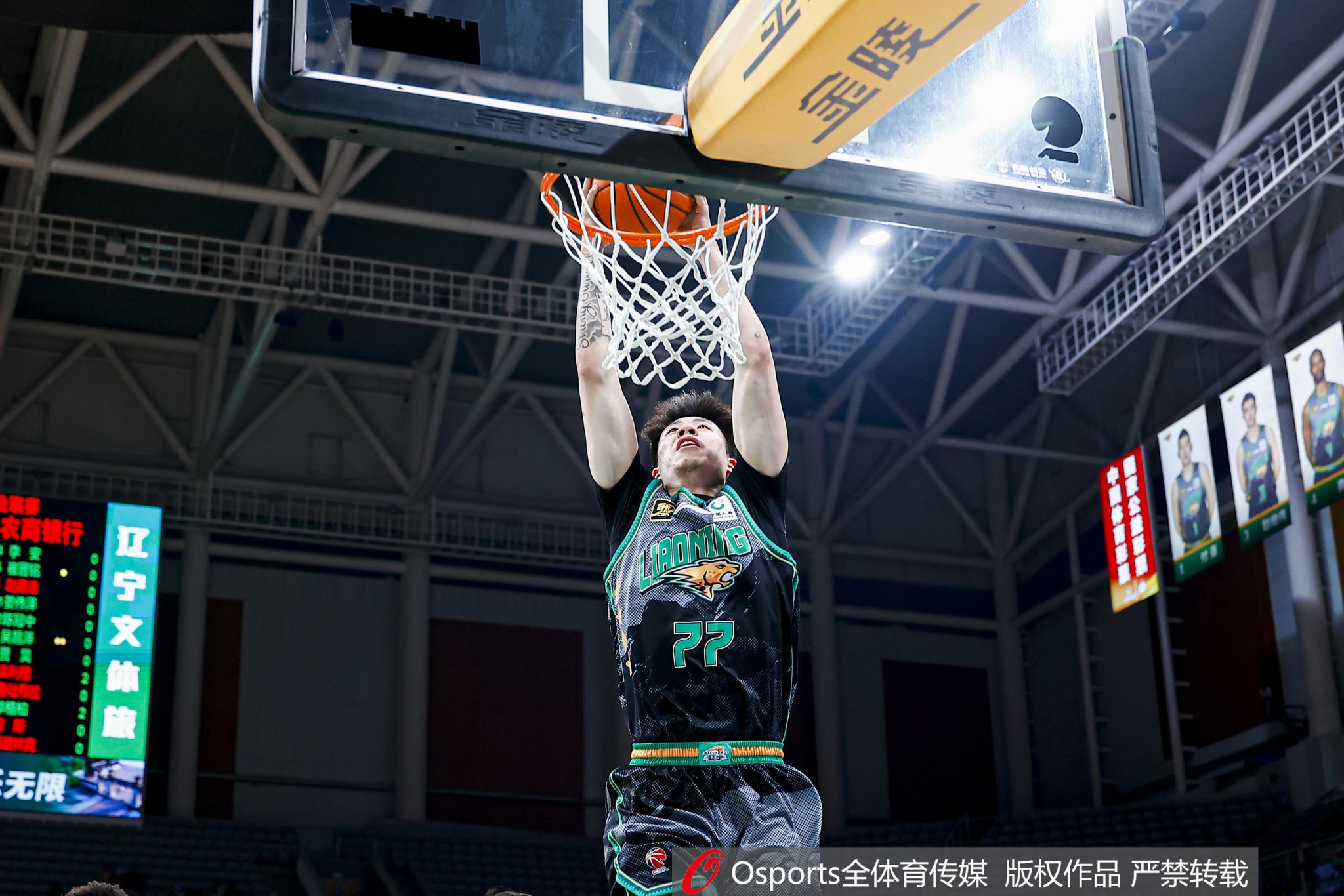  合理且高效！張鎮(zhèn)麟出場24分鐘10中6得12分&送6助攻 正負(fù)值+28